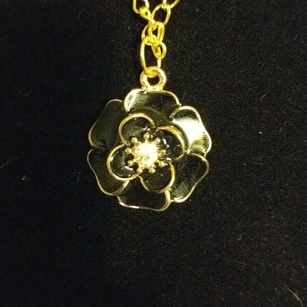 Black Flower necklace with Gold and Crystal accent